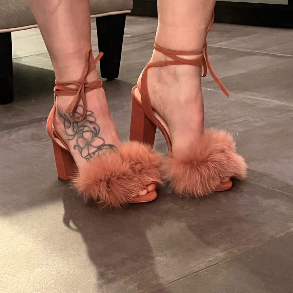 Nicolette Ankle-tie Fox Fur Heels In vintage Pink